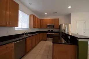 1412 Blackwater Pond Dr, Orlando, FL 32828 - Photo 9