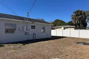 7101 15th St N, Saint Petersburg, FL 33702 - Photo 17