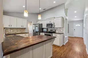 1321 Fawn Ave, Deltona, FL 32725 - Photo 9