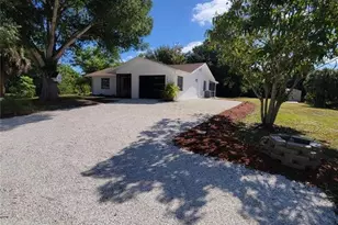 328 E Bay St, Osprey, FL 34229 - Photo 25