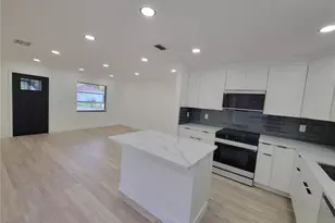 328 E Bay St, Osprey, FL 34229 - Photo 9