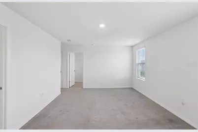 7530 Broad Pointe Drive, Zephyrhills, FL 33540 - Photo 23
