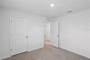 7530 Broad Pointe Dr, Zephyrhills, FL 33540 - Photo 31