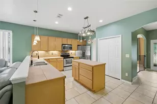 35937 Dawn Dr, Leesburg, FL 34788 - Photo 9