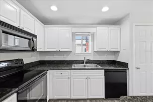 5202 Hampton Beach Pl, Tampa, FL 33609 - Photo 11
