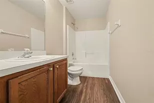 1110 Bluegrass Dr, Groveland, FL 34736 - Photo 13