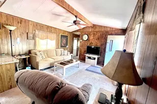 1610 SE 178th St, Summerfield, FL 34491 - Photo 7