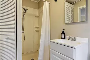 224 S Salisbury Ave, Deland, FL 32720 - Photo 45