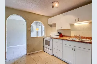 224 S Salisbury Avenue, Deland, FL 32720 - Photo 41