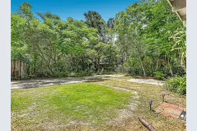 224 S Salisbury Avenue, Deland, FL 32720 - Photo 47