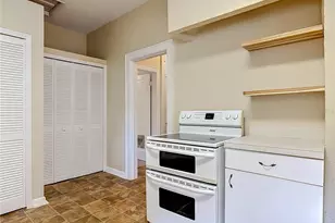 224 S Salisbury Ave, Deland, FL 32720 - Photo 15