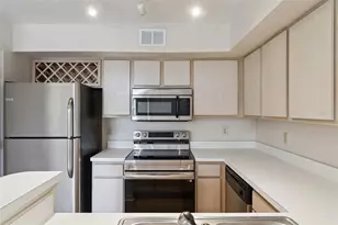 7270 Westpointe Blvd, Orlando, FL 32835 - Photo 11