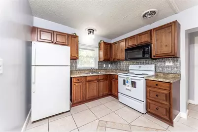 619 Camellia Court, Sanford, FL 32773 - Photo 9