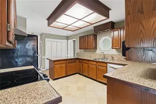 6928 Sawgrass Dr, Saint Cloud, FL 34771 - Photo 15