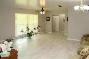 8424 NW 2nd Pl, Gainesville, FL 32607 - Photo 5