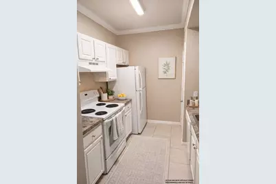 911 N Orange Avenue #419, Orlando, FL 32801 - Photo 11