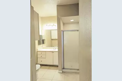 911 N Orange Avenue #419, Orlando, FL 32801 - Photo 5