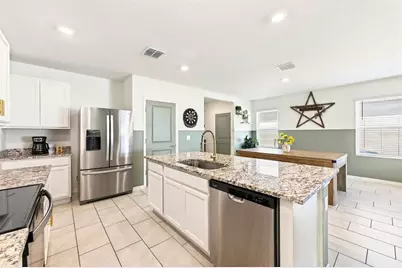 182 Amberwood Way, Umatilla, FL 32784 - Photo 5