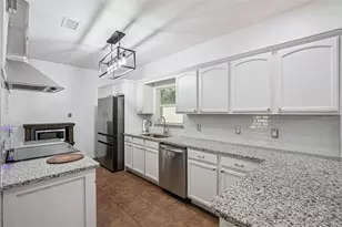 311 W Lewis Ave, Apopka, FL 32712 - Photo 9