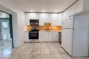 829 E 4th St, Englewood, FL 34223 - Photo 11