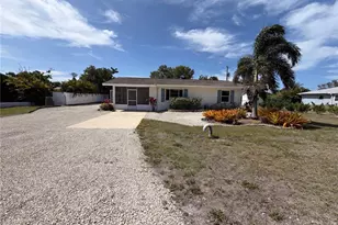 829 E 4th St, Englewood, FL 34223 - Photo 9