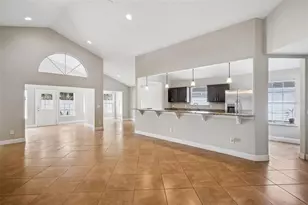 108 Edgewater Cir, Sanford, FL 32773 - Photo 3