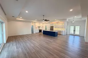 83 Palm Blvd, Dunedin, FL 34698 - Photo 3