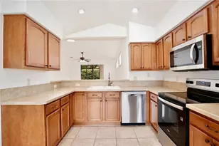 27210 Stoney Brook Dr, Leesburg, FL 34748 - Photo 5