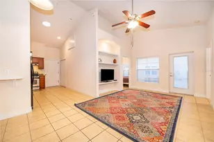 1075 David Walker Dr, Tavares, FL 32778 - Photo 7