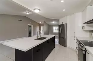 4342 Grandwood Ln, New Port Richey, FL 34653 - Photo 9