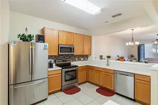 3401 Shallot Dr, Orlando, FL 32835 - Photo 9