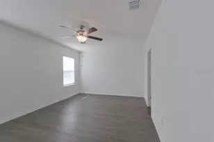 31914 Katelin Cir, Leesburg, FL 34748 - Photo 17