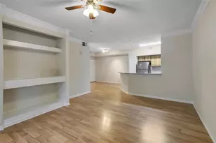 8301 Elm Park Dr, Orlando, FL 32821 - Photo 9