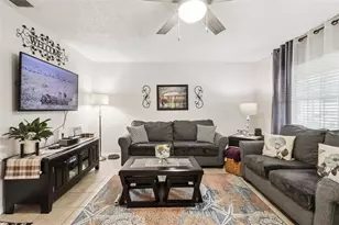 12532 Orangewood Ct, Tavares, FL 32778 - Photo 5