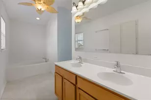 1915 Corner Crest Ct, Orlando, FL 32820 - Photo 13