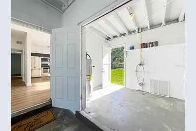2001 Conway Gardens Road, Orlando, FL 32806 - Photo 9
