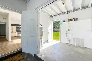 2001 Conway Gardens Rd, Orlando, FL 32806 - Photo 9