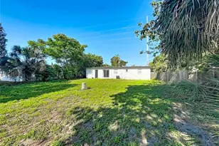 2001 Conway Gardens Rd, Orlando, FL 32806 - Photo 11