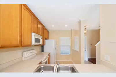 3383 Wilshire Way Road, Orlando, FL 32829 - Photo 9