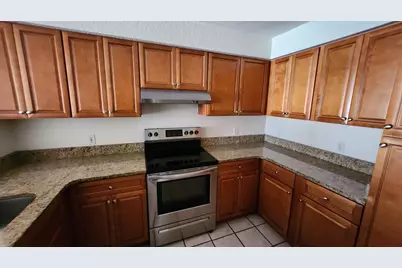 14013 Fairway Island Drive #427, Orlando, FL 32837 - Photo 5