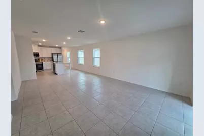 2747 San Marco Way, Winter Haven, FL 33884 - Photo 7