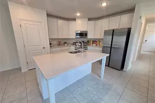 2747 San Marco Wy, Winter Haven, FL 33884 - Photo 3