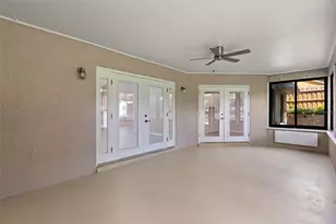 925 Red Dandy Dr, Orlando, FL 32818 - Photo 11