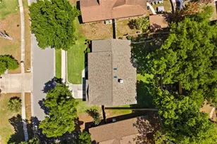 925 Red Dandy Dr, Orlando, FL 32818 - Photo 43