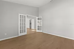 925 Red Dandy Dr, Orlando, FL 32818 - Photo 25