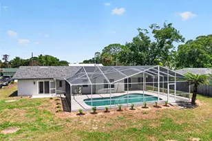 4 Grove Ct SE, Winter Haven, FL 33884 - Photo 13