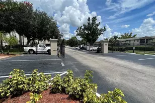 1948 Lake Atriums Cir, Orlando, FL 32839 - Photo 25