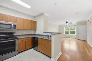 204 E South St, Orlando, FL 32801 - Photo 3