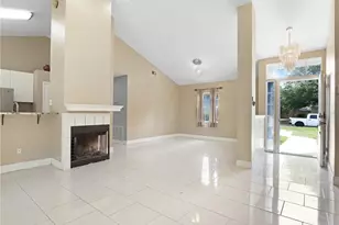 870 Lake Como, Lake Mary, FL 32746 - Photo 5