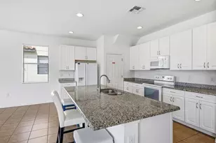 2621 Rosemont Cir, Davenport, FL 33837 - Photo 13